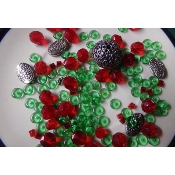 Mixed Beads Lot #217 - Picture 1 of 2